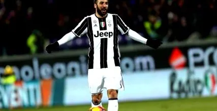 higuain vált