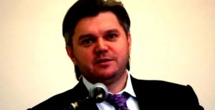 kiló miniszter