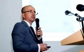 garantálja prof
