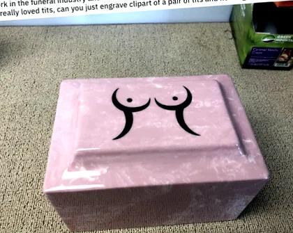 elhunyt