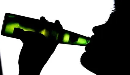 alkoholos kitölti