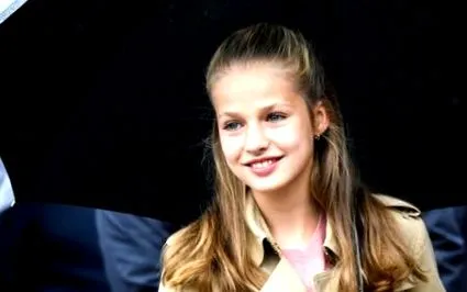 leonor gyönyörű
