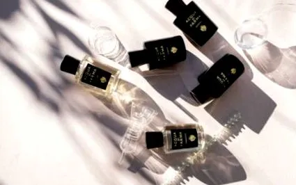 aláírása Acqua Parma