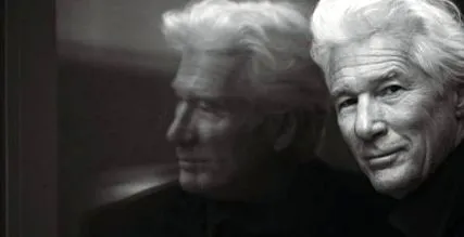 richard elrejtőzni