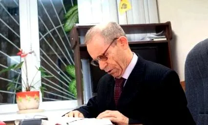 akadémikus