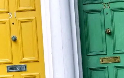 ajtaját