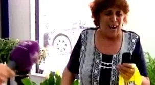 hogy megfenyegették