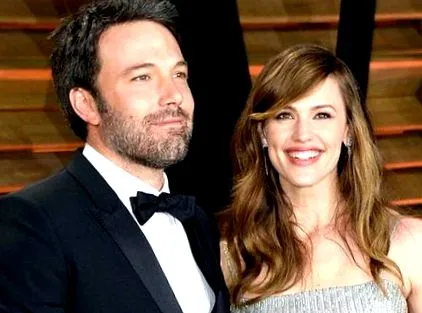 sajnálja affleck