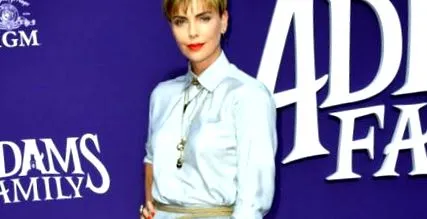 nincs charlize
