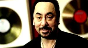 elton küldött