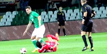 szakadt miután