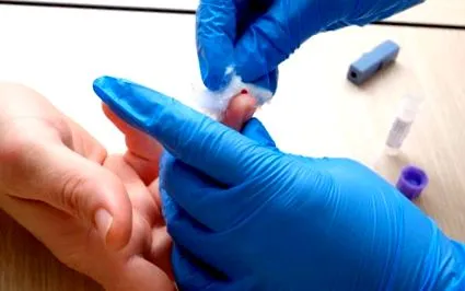 esetén