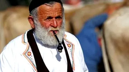 emberek hosszú