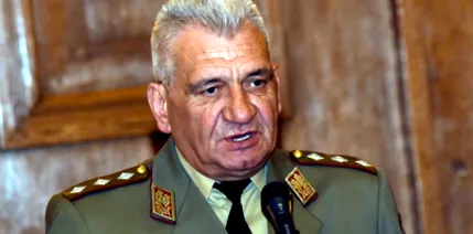 hadvezér hadvezér