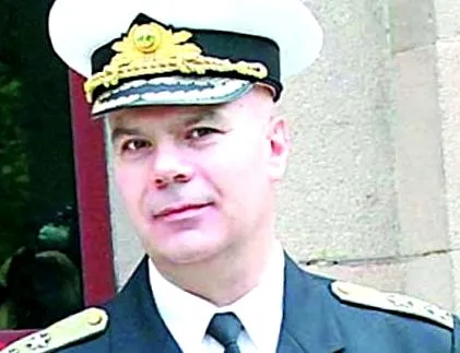 haditengerészet hivatalba