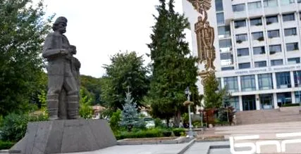 szüksége élelemre
