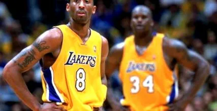 felajánlotta kobe