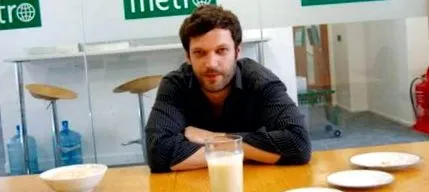 emberek magukkal