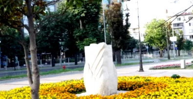 szobrokat várnában