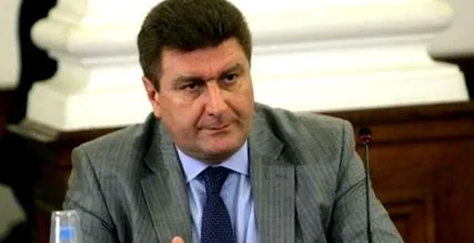 épített valentin