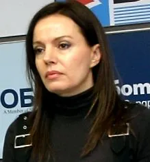 fedezte csak