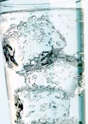 вода