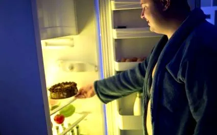 защо