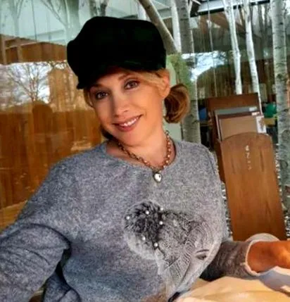 розповіла розповіла