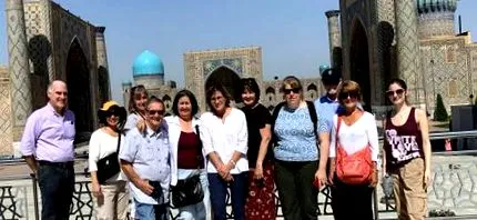 інститут проводить