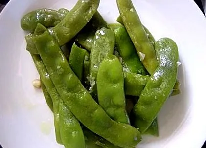 зелена