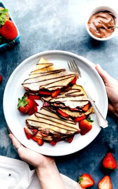 полуницею crepes