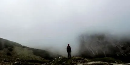 постів
