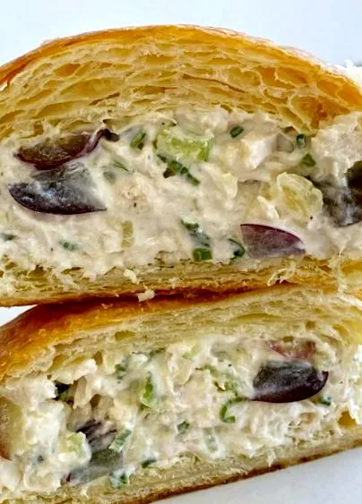 салатом САЛАТУ КУРИНИ