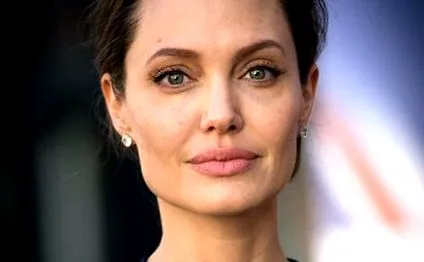 анджеліна джолі