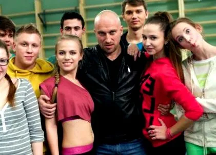 фізрука ролі