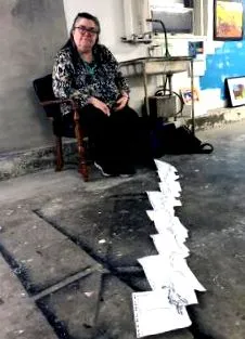 жінка