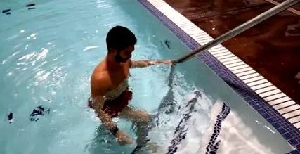 piscină