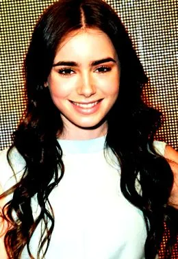 Lily Collins