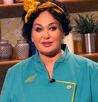 dezvăluit