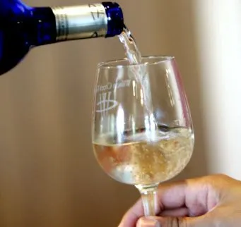 върху