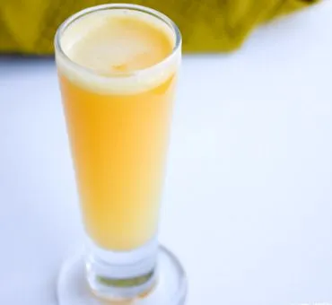 Friss almalé