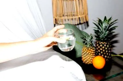 iată