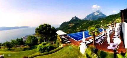 review resort