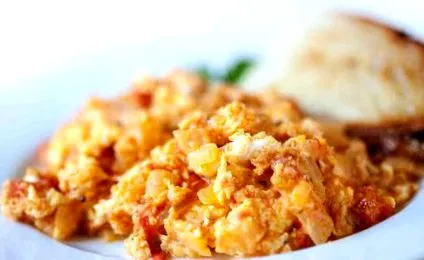 Brunch reggeli