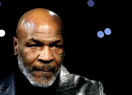 Tyson și-a