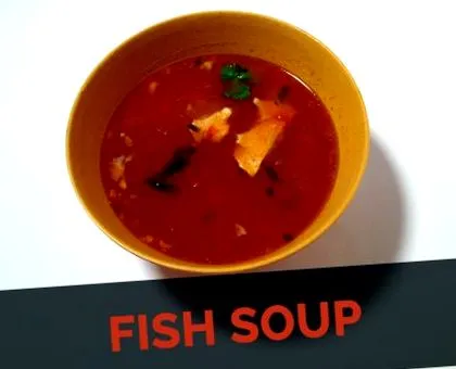 tények