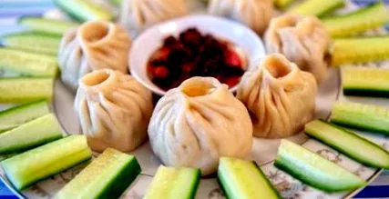 momos
