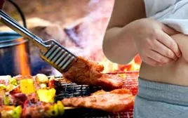 megakadályozza
