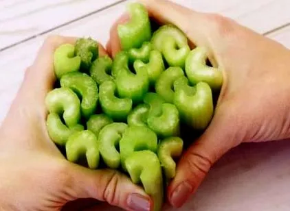 зелени