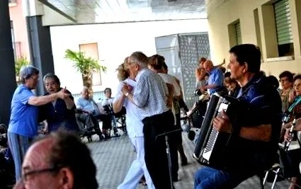хора